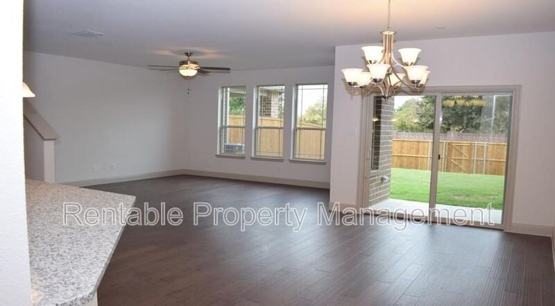 1247 Wiltshire Dr - Photo 3 of 23