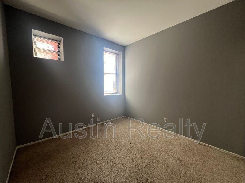 4362 Mcpherson Ave #A - Photo 5 of 11