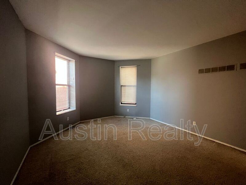 4362 Mcpherson Ave #A - Photo 6 of 11