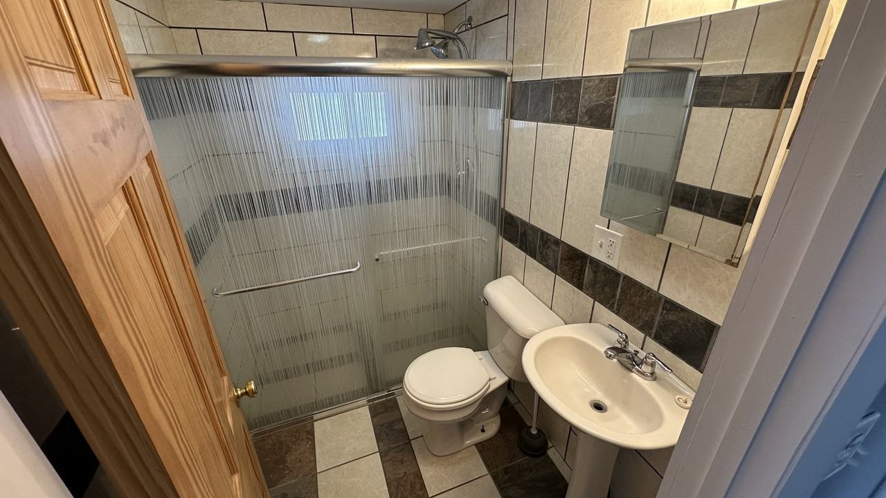 2692 Union St #1 - Photo 3 of 19