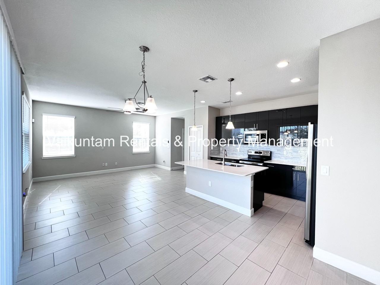 1421 Captiva Cv #1 - Photo 3 of 50