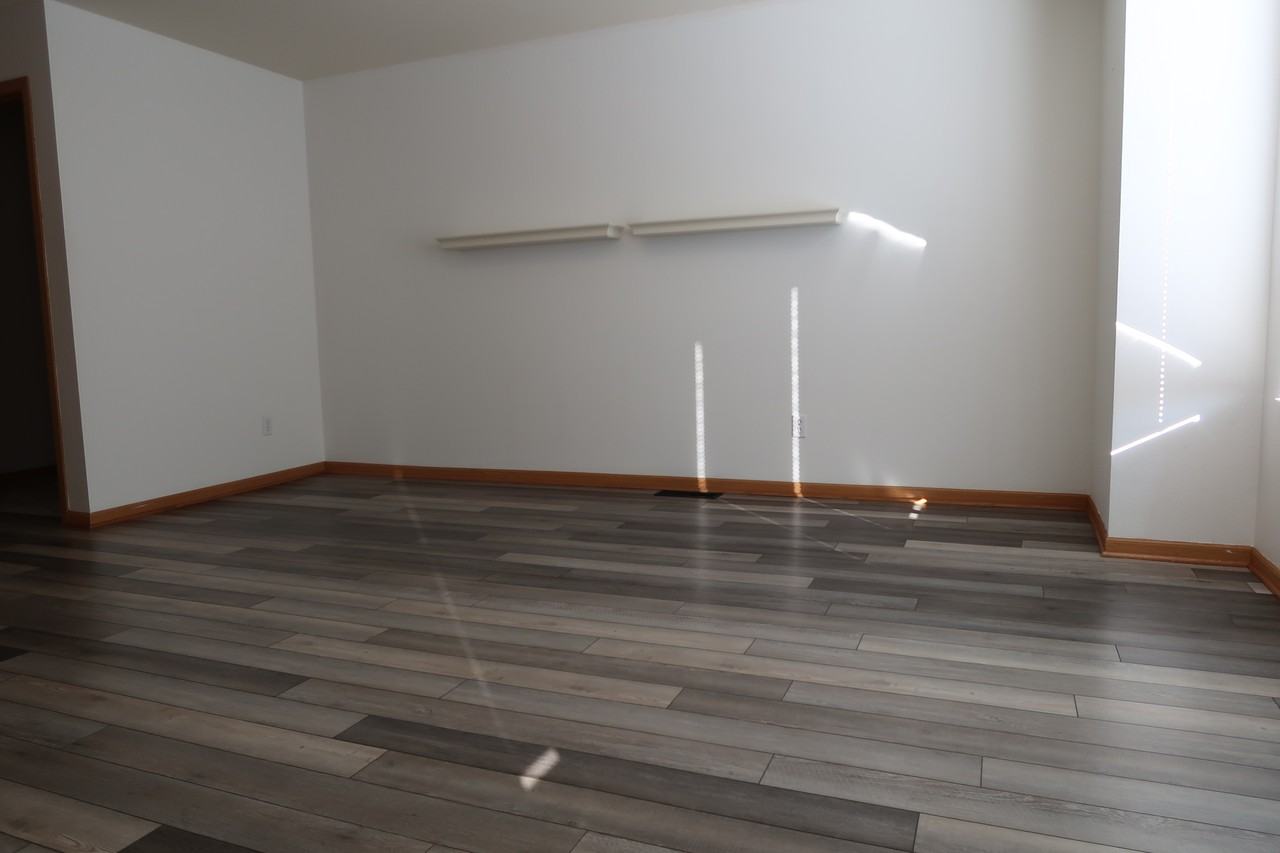 364 Harbor Town Ct #2 - Photo 4 of 10