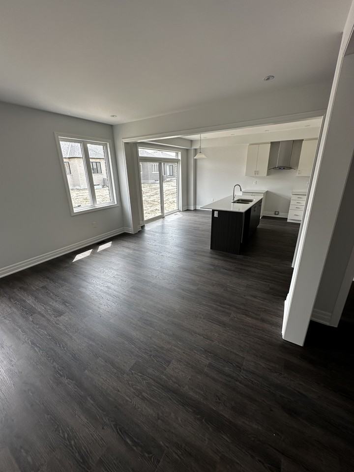 34 Del Ray Cres #MAIN - Photo 3 of 11