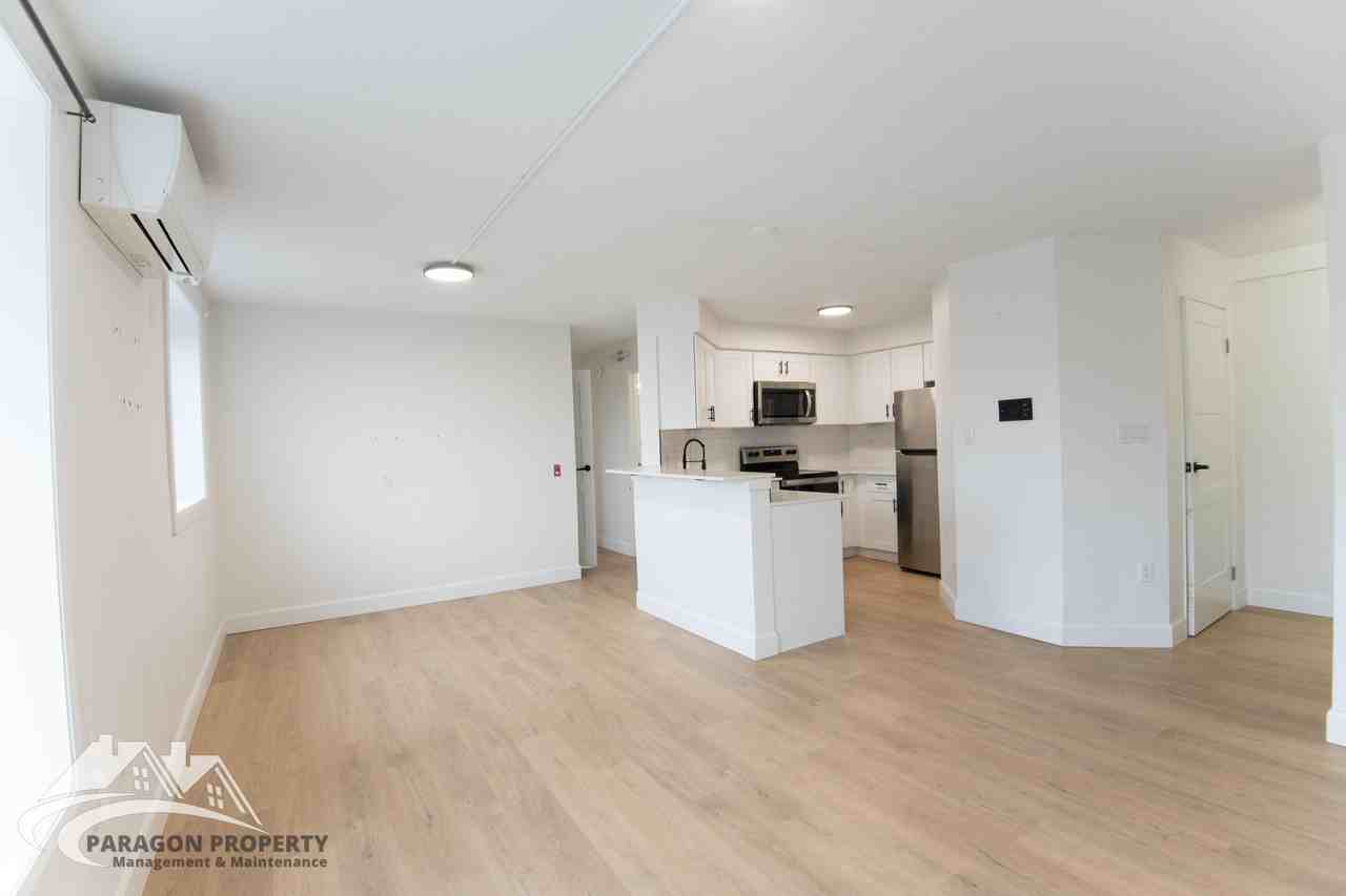 388 Park Ave E #203 - Photo 4 of 12