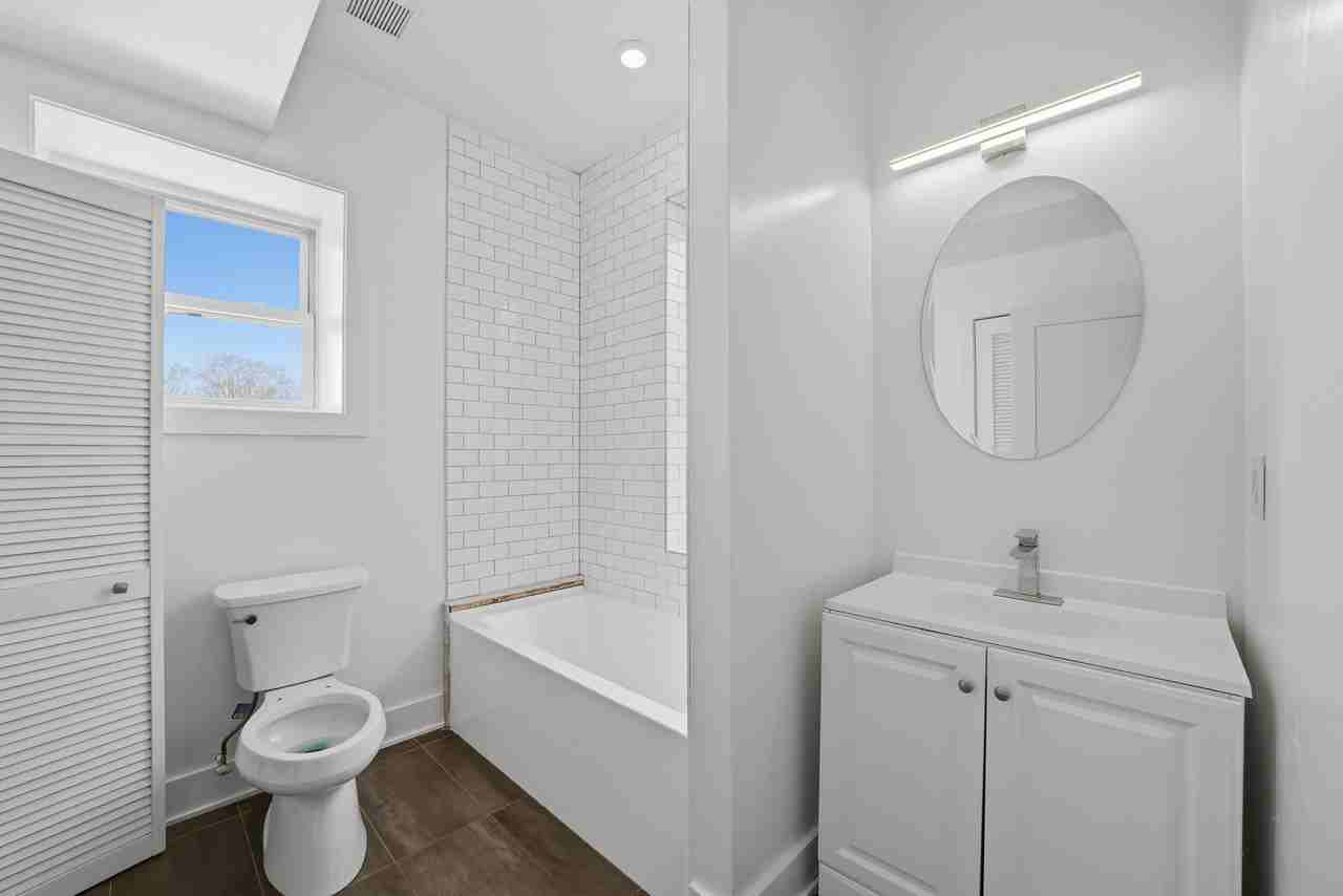 3626 N 19th St #3 - Photo 7 of 36