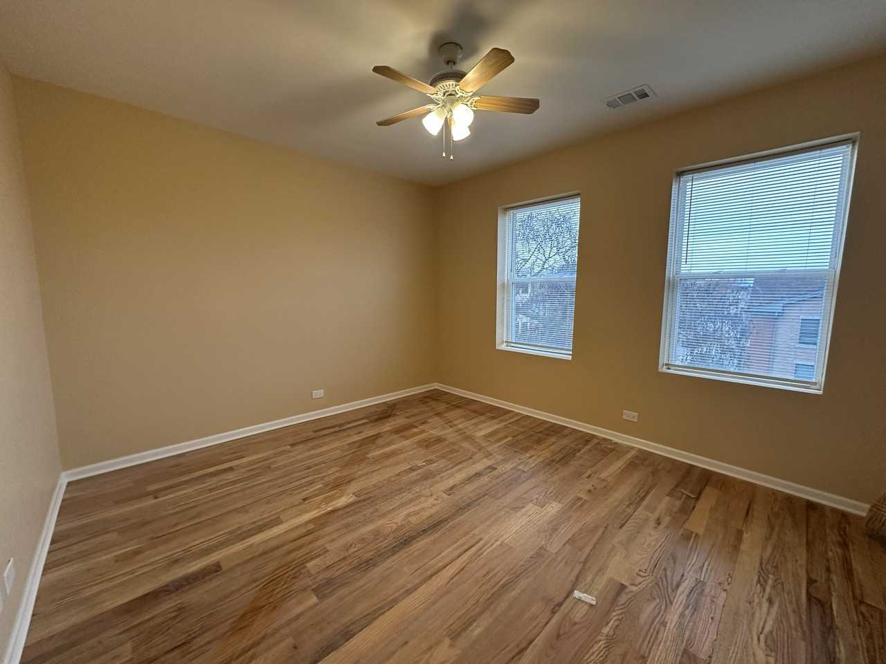 3600 W Flournoy St Apt 3w #3W - Photo 4 of 8