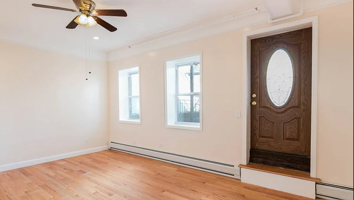 281 20th St #2 - Photo 5 of 7