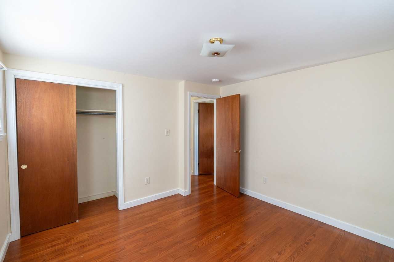 16 Katherine St #1 - Photo 5 of 17