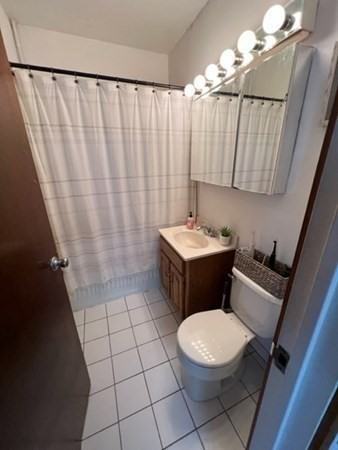 91 E Brookline St #4 - Photo 6 of 8