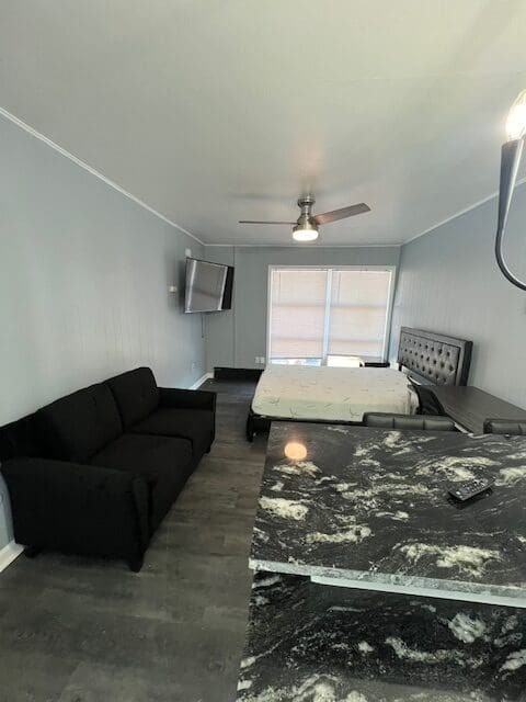 401 Smith StreetB10 #B10 - Photo 3 of 13