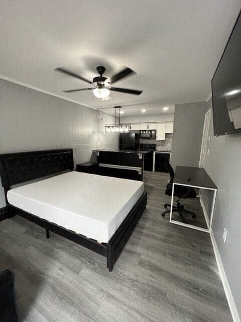 401 Smith StreetB13 #B13 - Photo 3 of 12