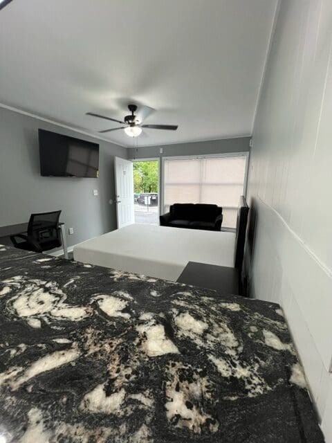 401 Smith StreetB13 #B13 - Photo 6 of 12