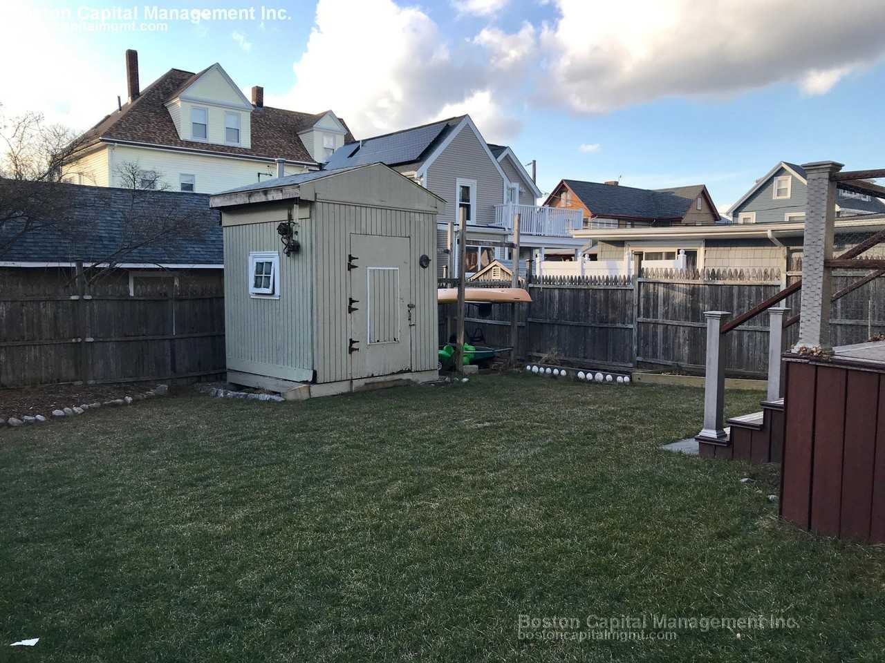 181 Winthrop Shore Dr #2 - Photo 4 of 18