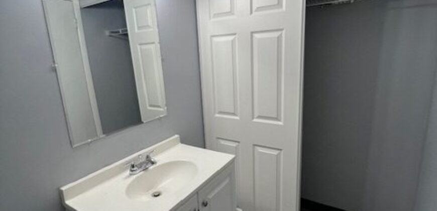 401 Smith StreetD7 #D7 - Photo 7 of 8