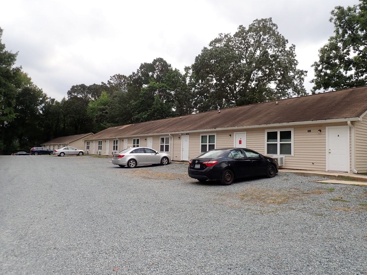 702 Cotton St Apt A #702A - Photo 5 of 6