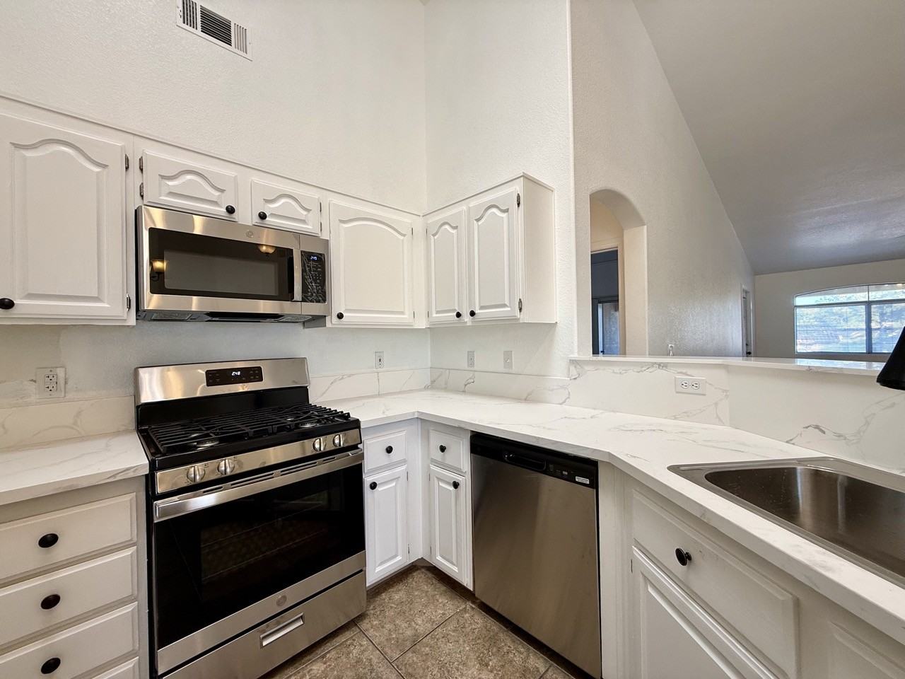 3320 South Fort Apache Road - 218Unit 218 #218 - Photo 2 of 10