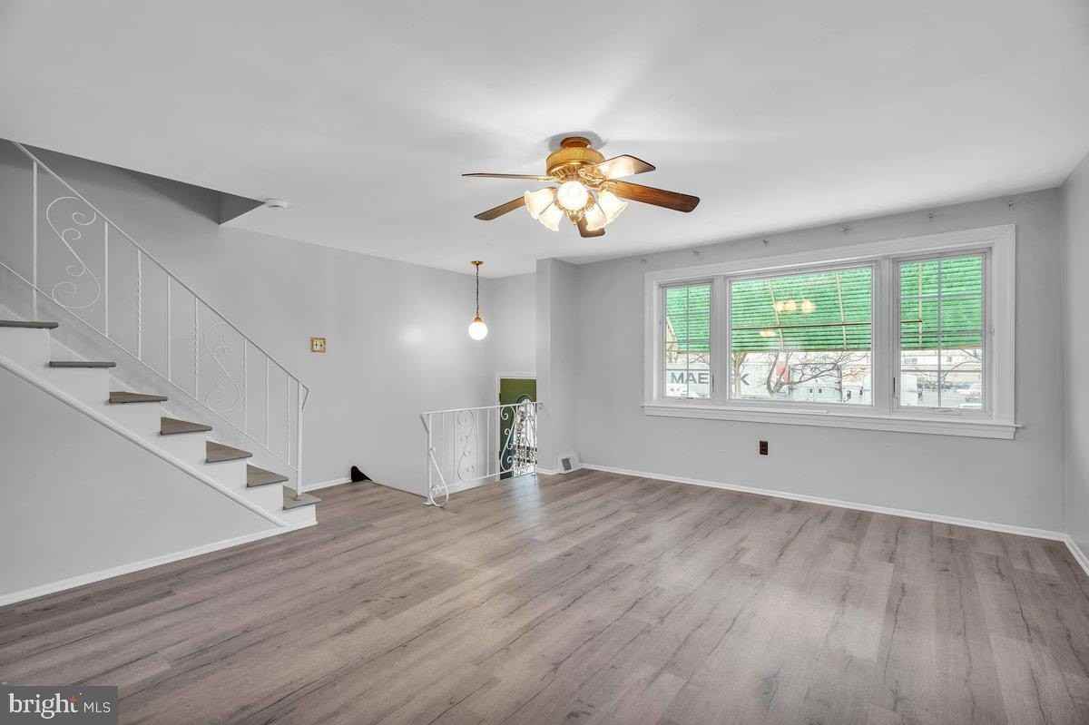 3639 Gaul St - Photo 6 of 23