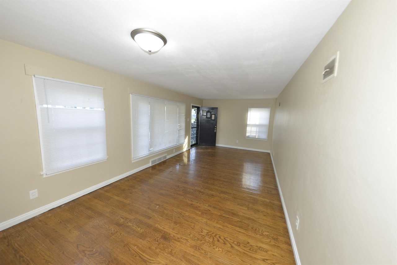 6127 Shillington Dr #1 - Photo 4 of 19
