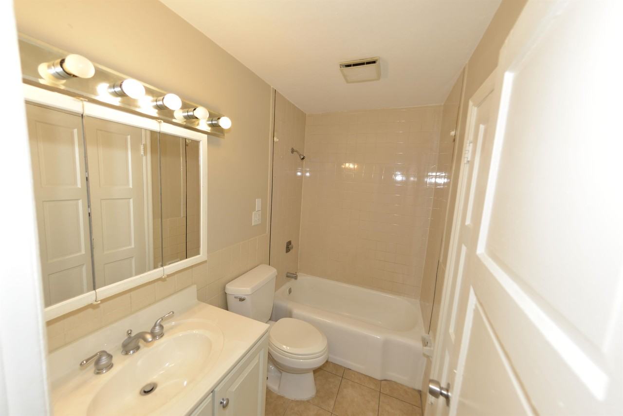 6127 Shillington Dr #1 - Photo 5 of 19