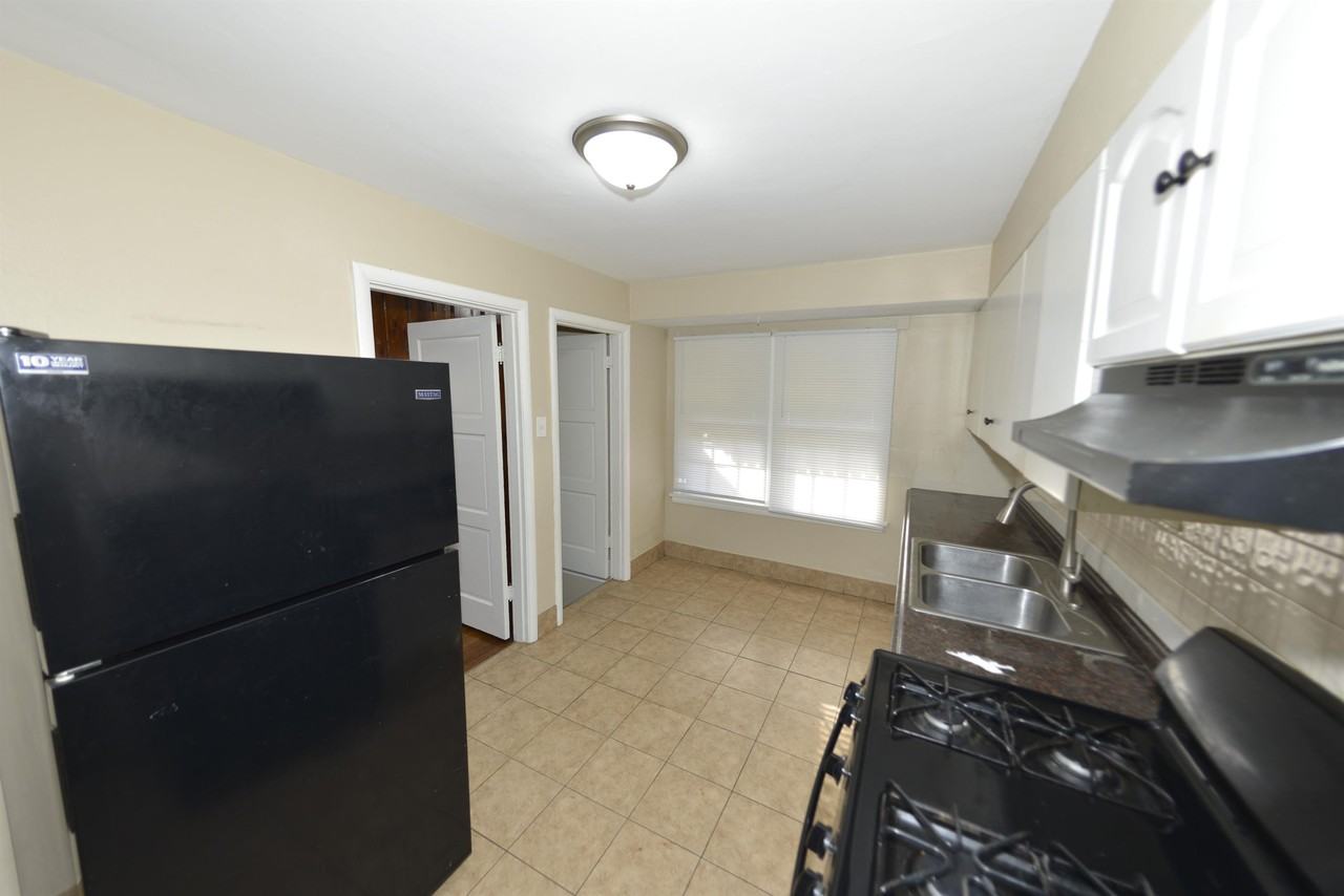 6127 Shillington Dr #1 - Photo 7 of 19