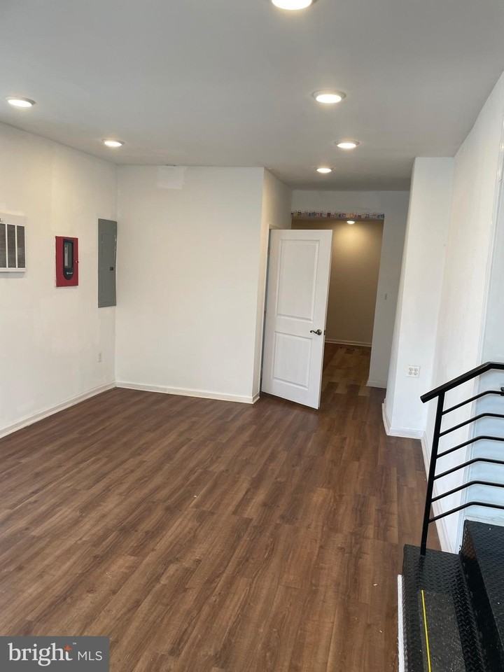 5229 Westminster Ave - Photo 5 of 18