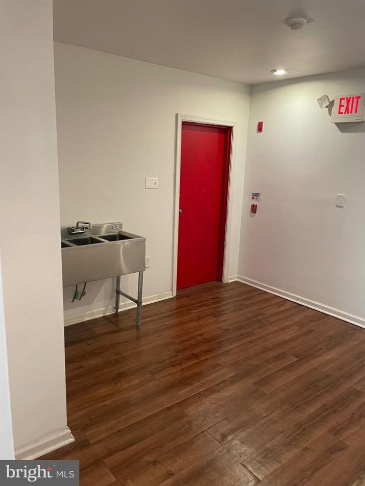 5229 Westminster Ave - Photo 6 of 18