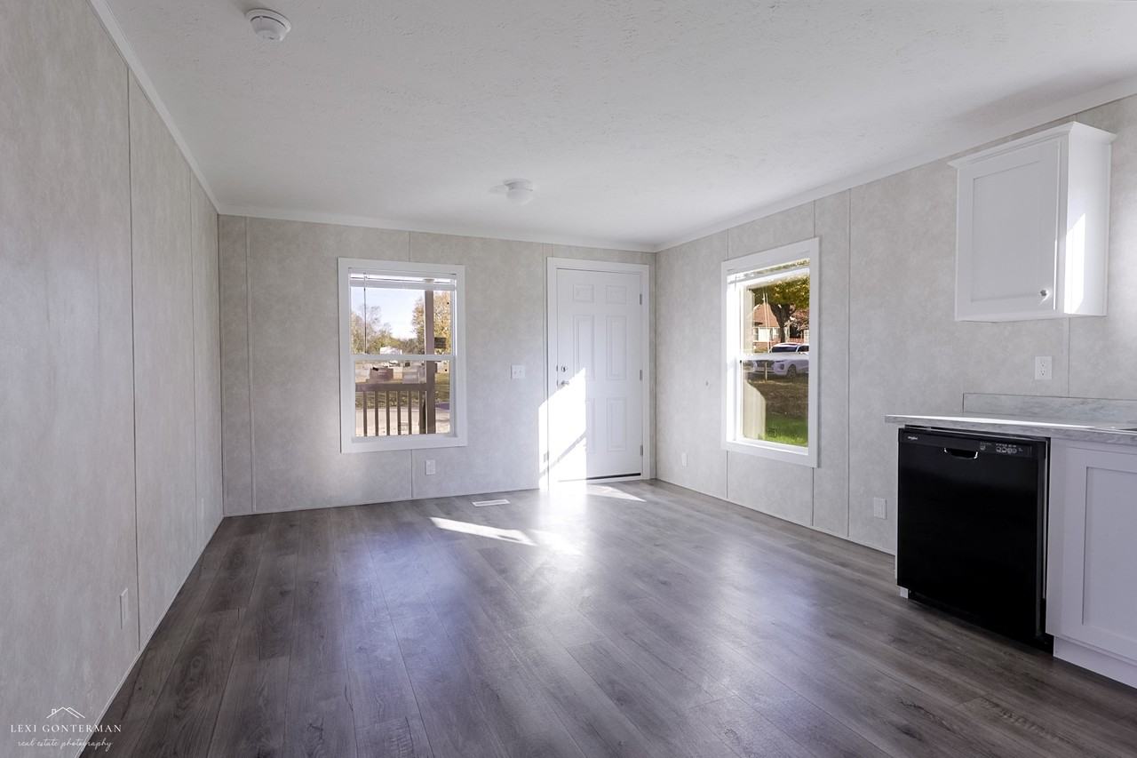 105 Hastings Dr - Photo 6 of 13