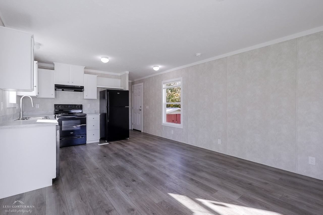 105 Hastings Dr - Photo 7 of 13