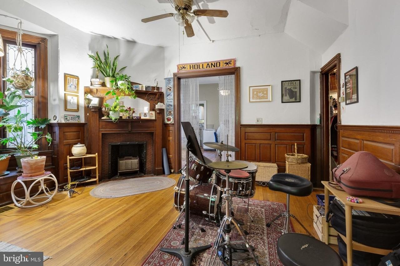 4411 Pine St Unit 1 #1 - Photo 6 of 24