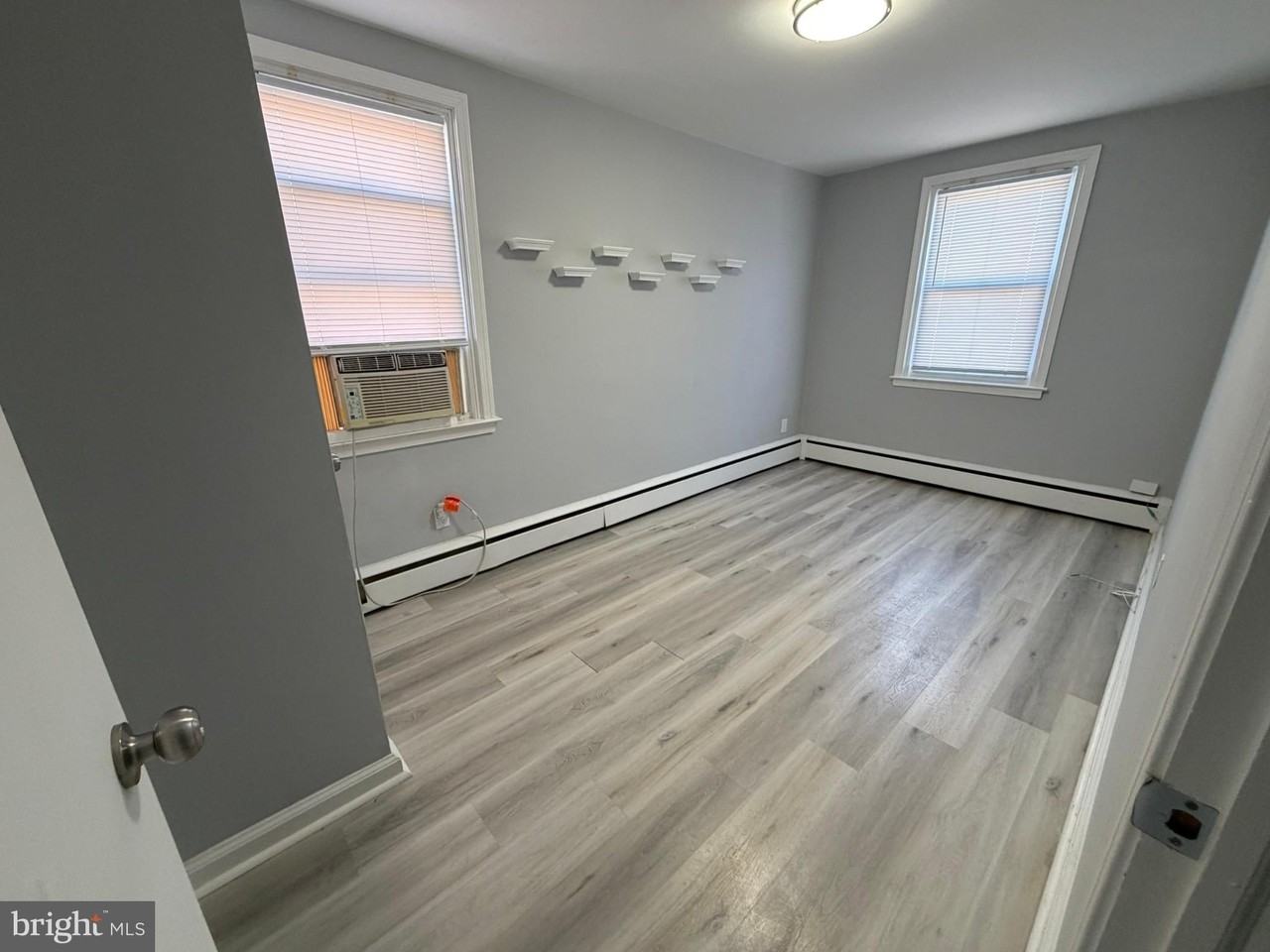 1717 Danforth St 1st Fl #1stFL - Photo 5 of 8