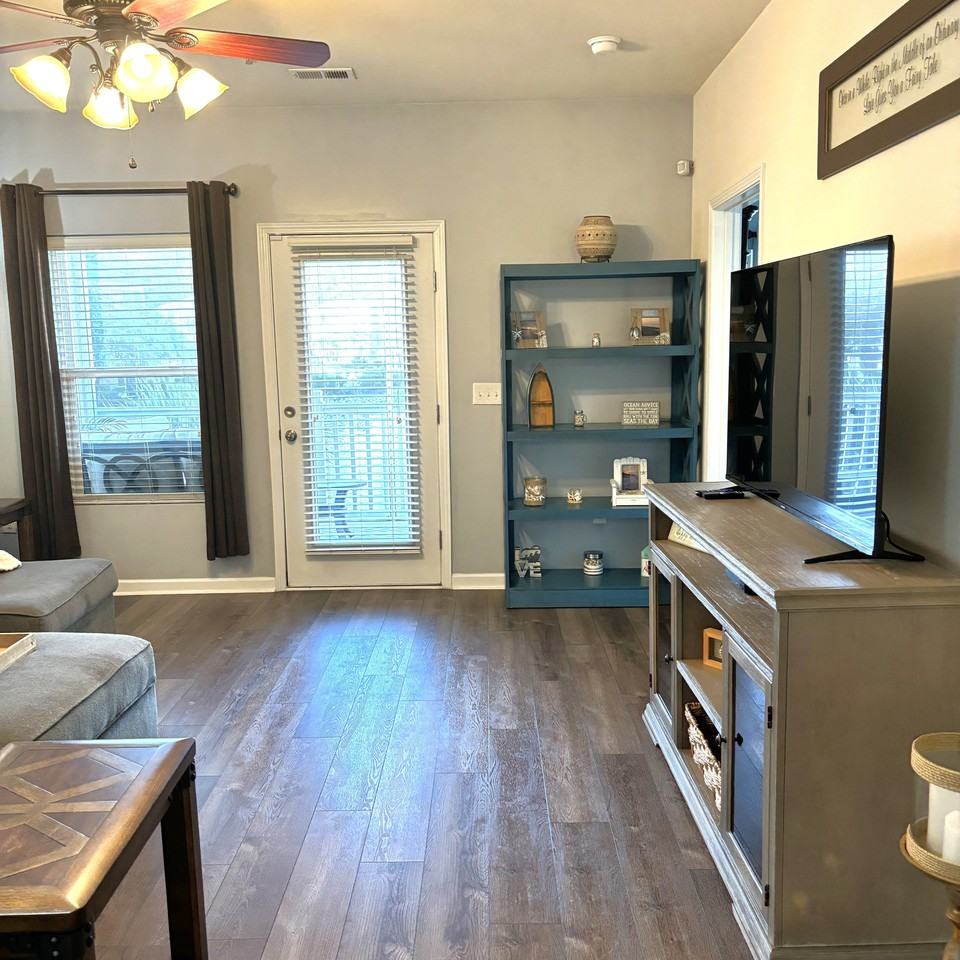 6253 Catalina Dr #1421 - Photo 7 of 50