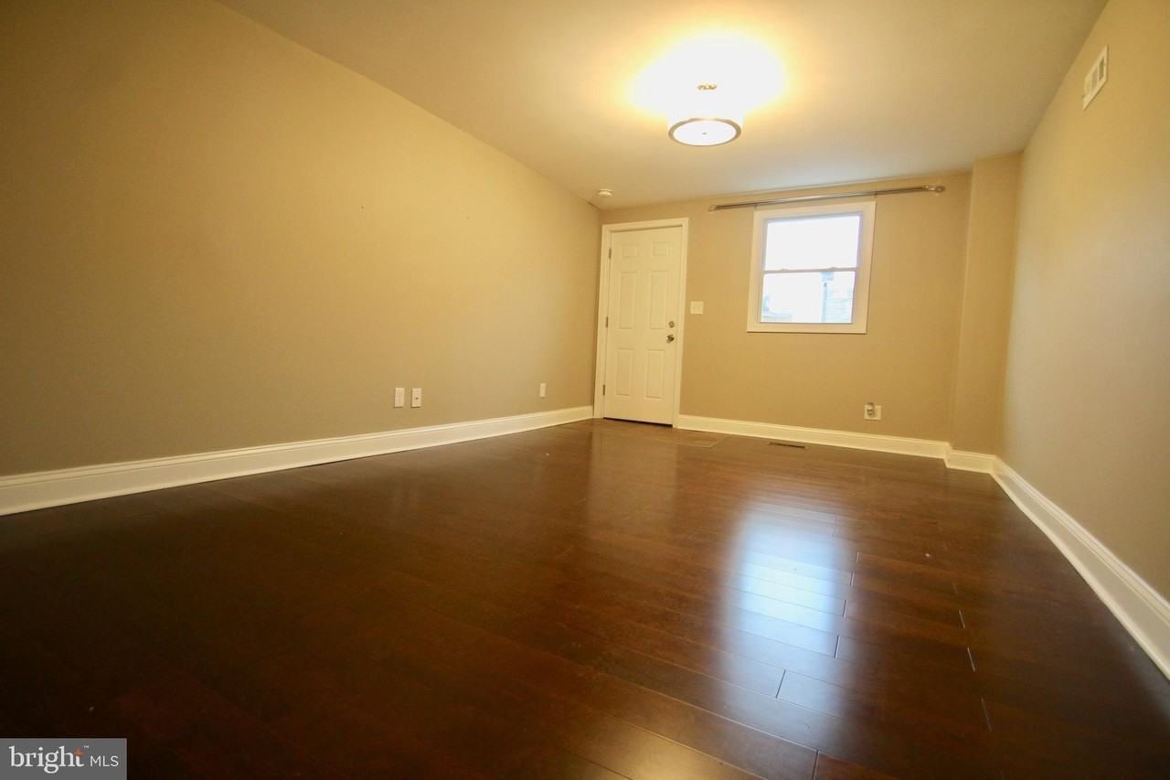 3516 Mercer St - Photo 4 of 19