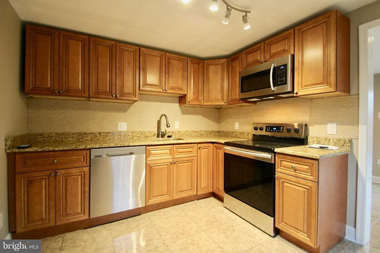 3516 Mercer St - Photo 6 of 19