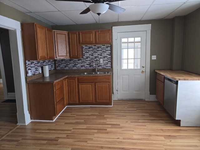 145 N Buena Vista St #1 - Photo 6 of 13