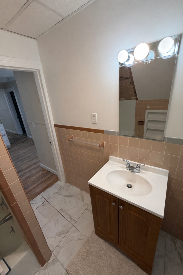 32 Clinton St #3 - Photo 7 of 8