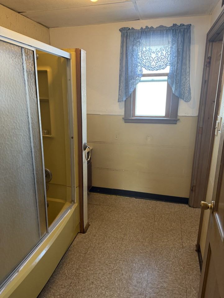 107 Cottage St #1 - Photo 5 of 8