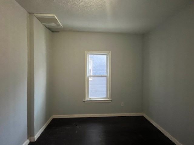 420 S Olive St #1 - Photo 4 of 15