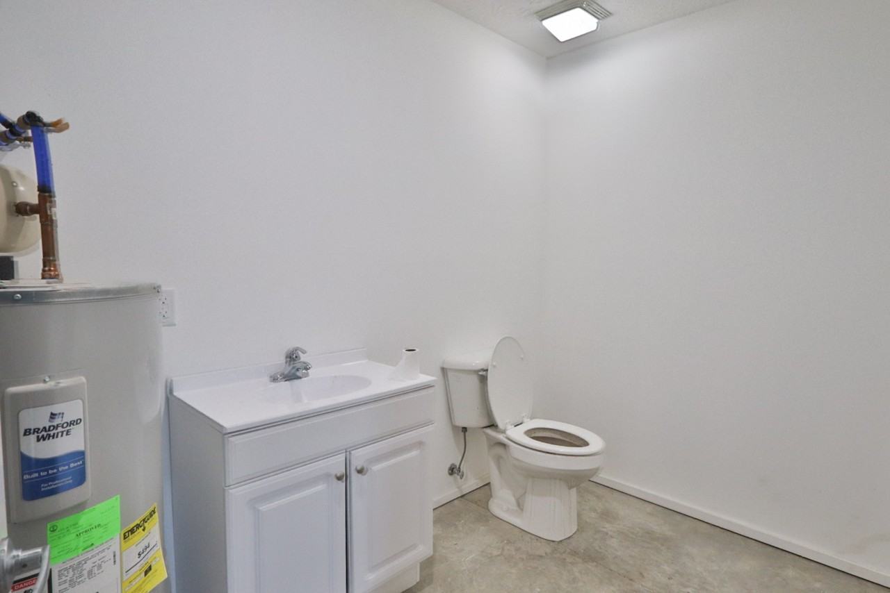 Paradise Point Rd #1 - Photo 5 of 9