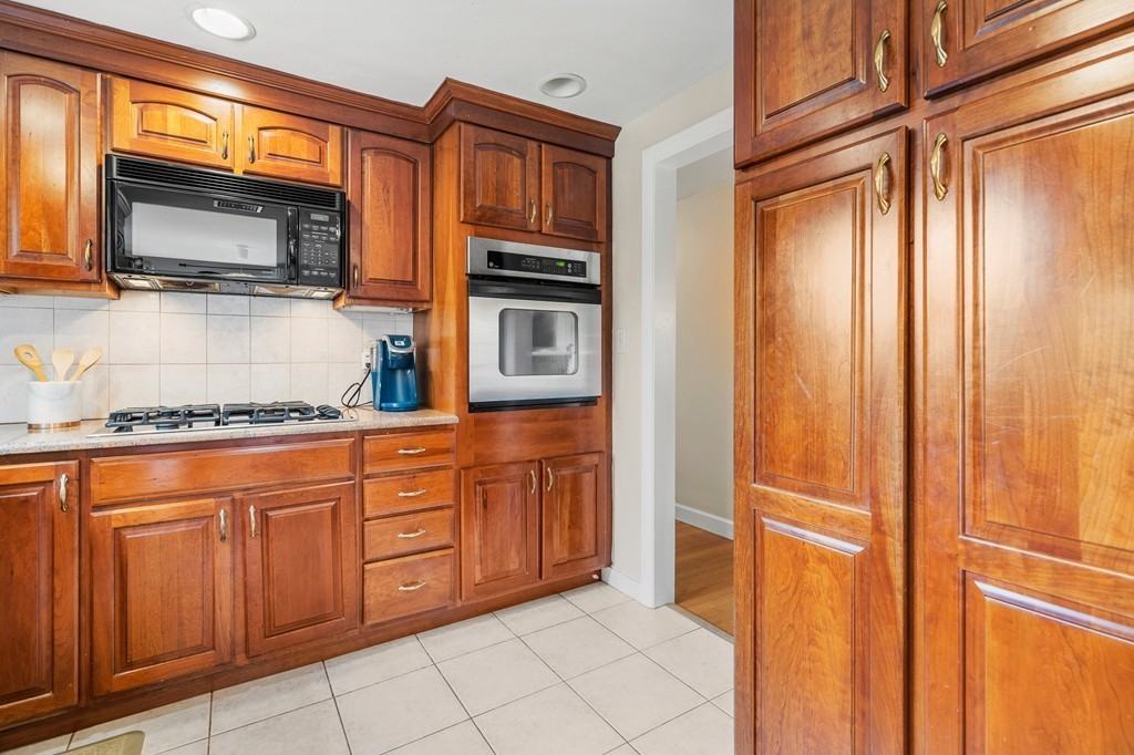 41 Rublee St #1 - Photo 2 of 10