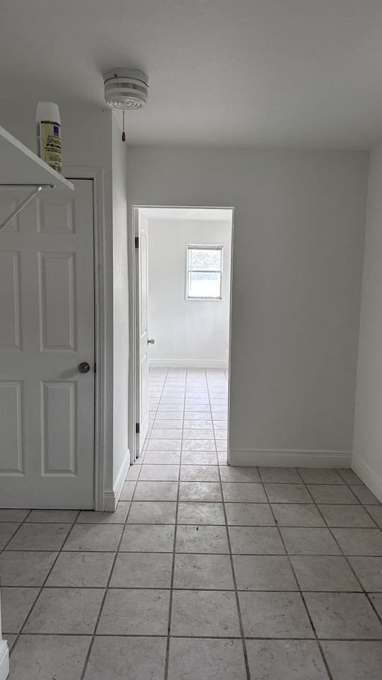 2839 Topeka St #1 - Photo 7 of 10