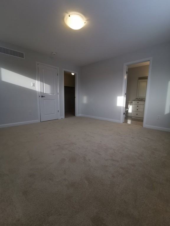 589 Lilith St #1 - Photo 3 of 8