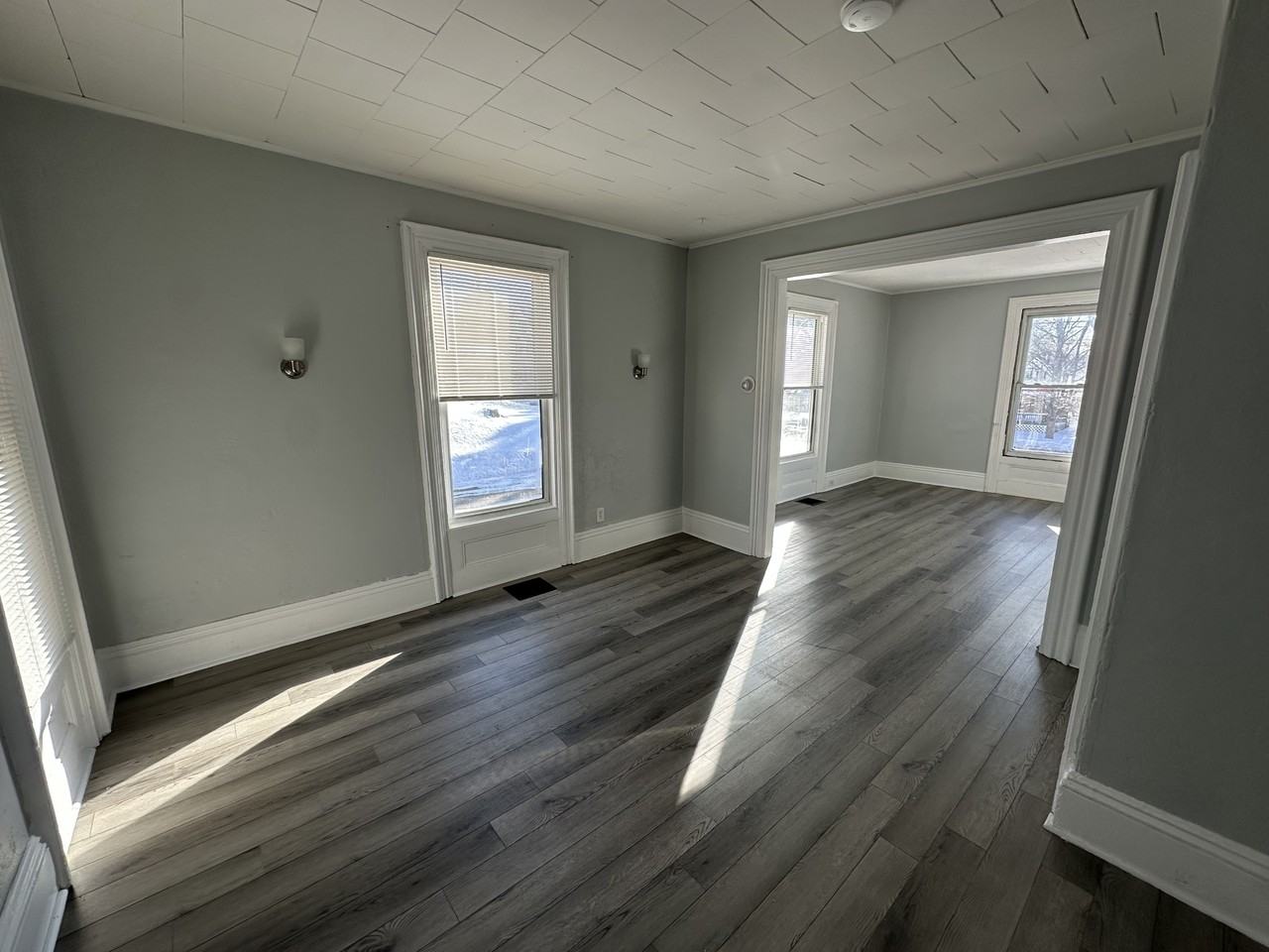 210 Center St #1 - Photo 6 of 8