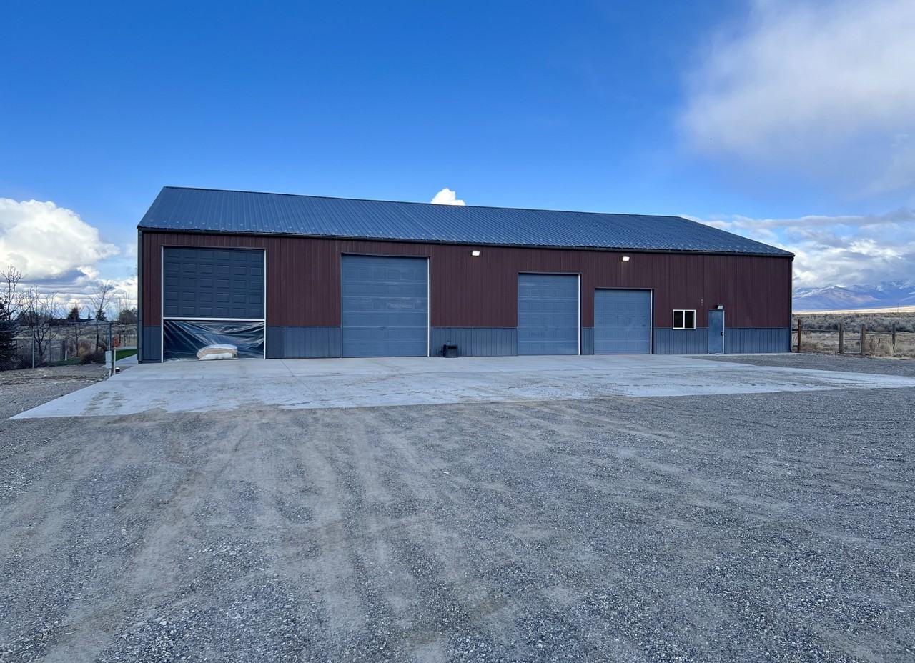 844 One Eye Dr - Photo 2 of 30