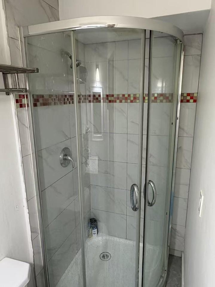 2412 28th Ave E - Photo 7 of 8