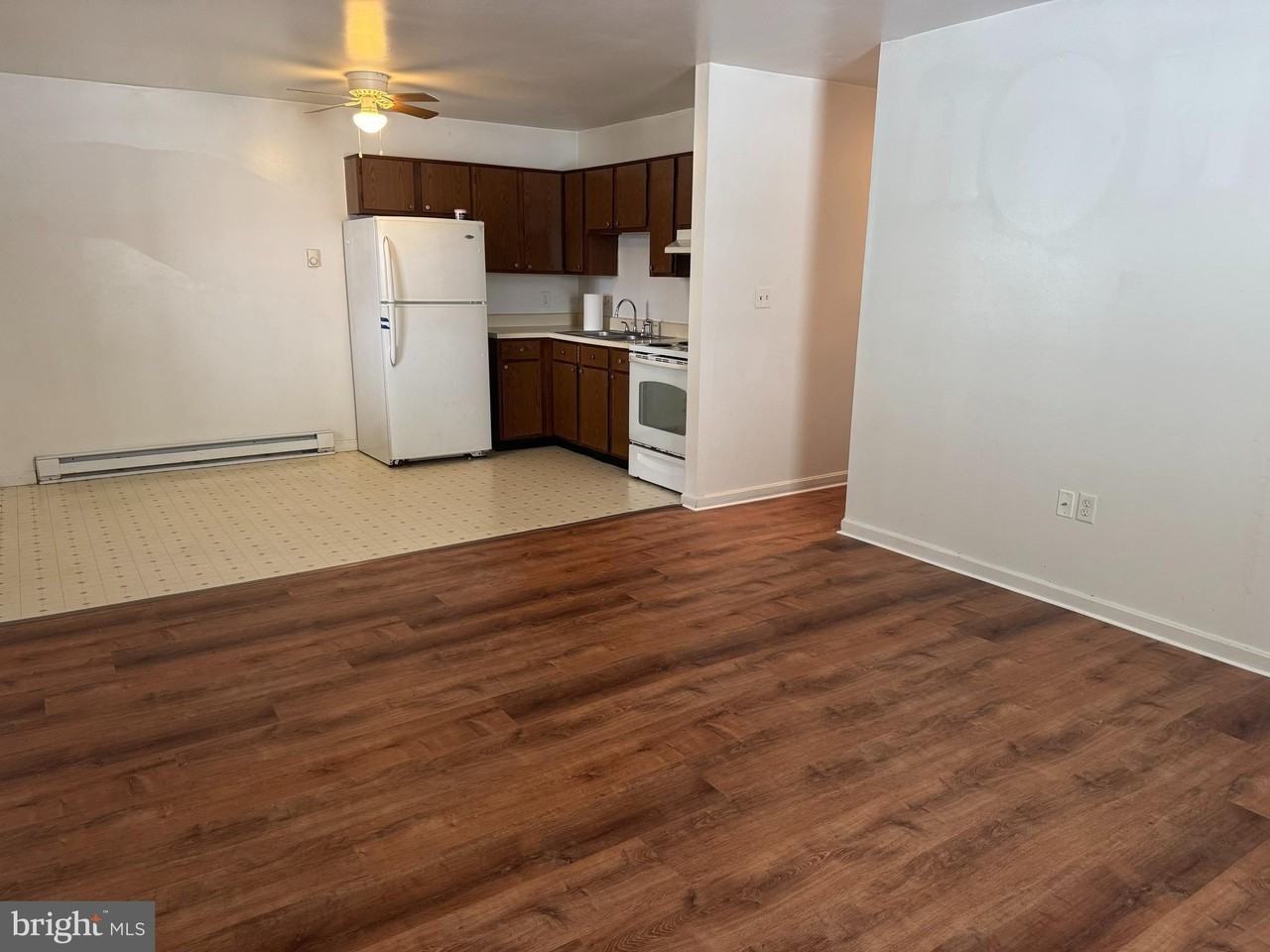 3723B Tiffany Dr - Photo 3 of 13