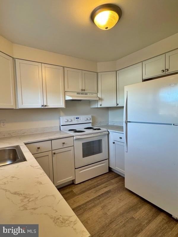 2009 N Susquehanna Trl Apt F #F - Photo 4 of 8