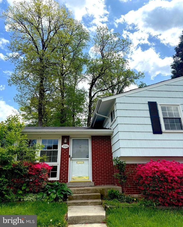 3514 May St #1 - Photo 3 of 34