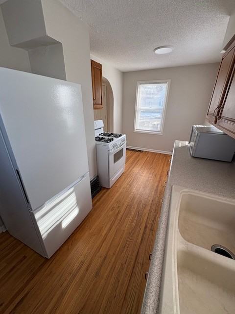 1305 4th St Ne #1 - Photo 3 of 13