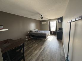 310 W Adams St #67 - Photo 1 of 1