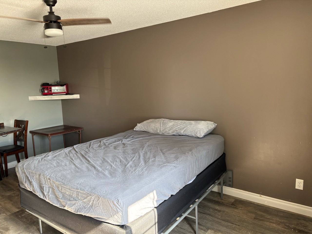 310 W Adams St #67 - Photo 3 of 5